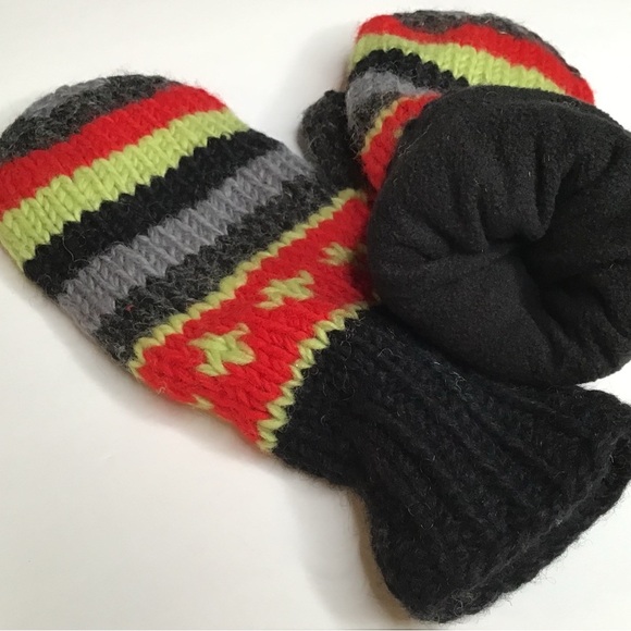 Hand Knitted Whool Colorful Striped Adult Mittens - Picture 4 of 4